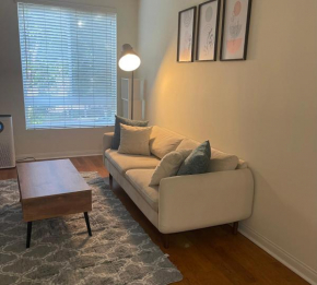 Holiday in LA - 1br with Free parking, Laundry, Pool